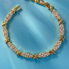 Lucky Charm Bracelet – Minimalist Zircon Bangle for Good Fortune