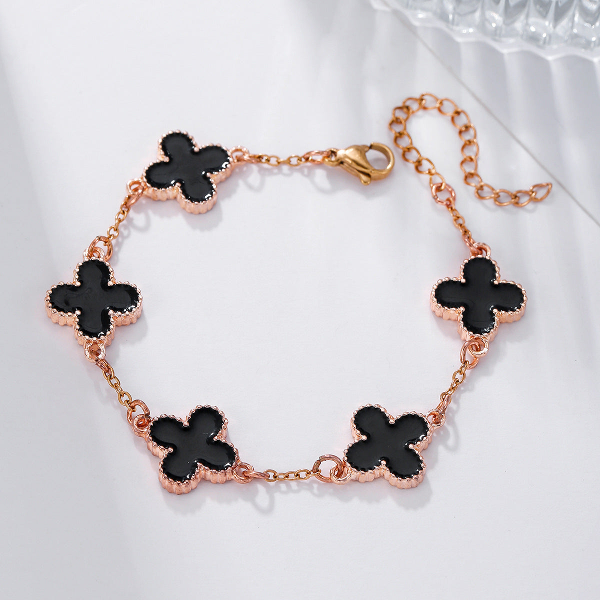 Lucky Four-Leaf Clover Bracelet - Korean Minimalist Style with Mother-of-Pearl